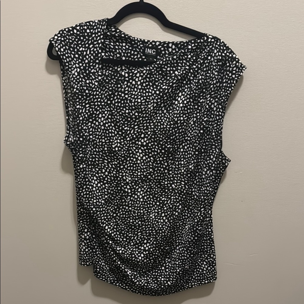 INC International Concepts Women's Black and White Top